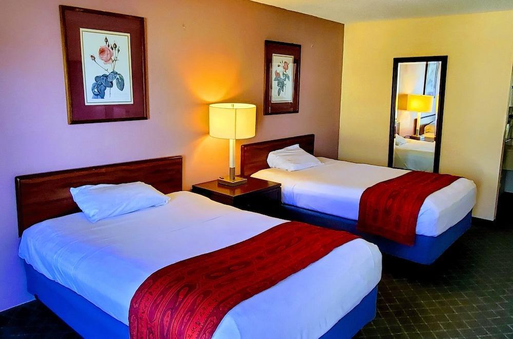 Red Roof Inn & Suites Томасвілл Екстер'єр фото