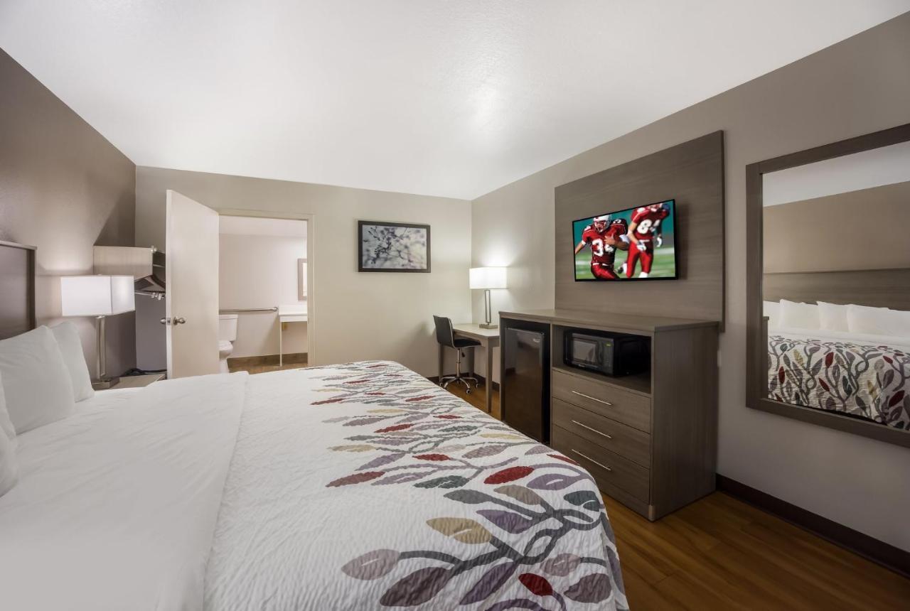 Red Roof Inn & Suites Томасвілл Екстер'єр фото
