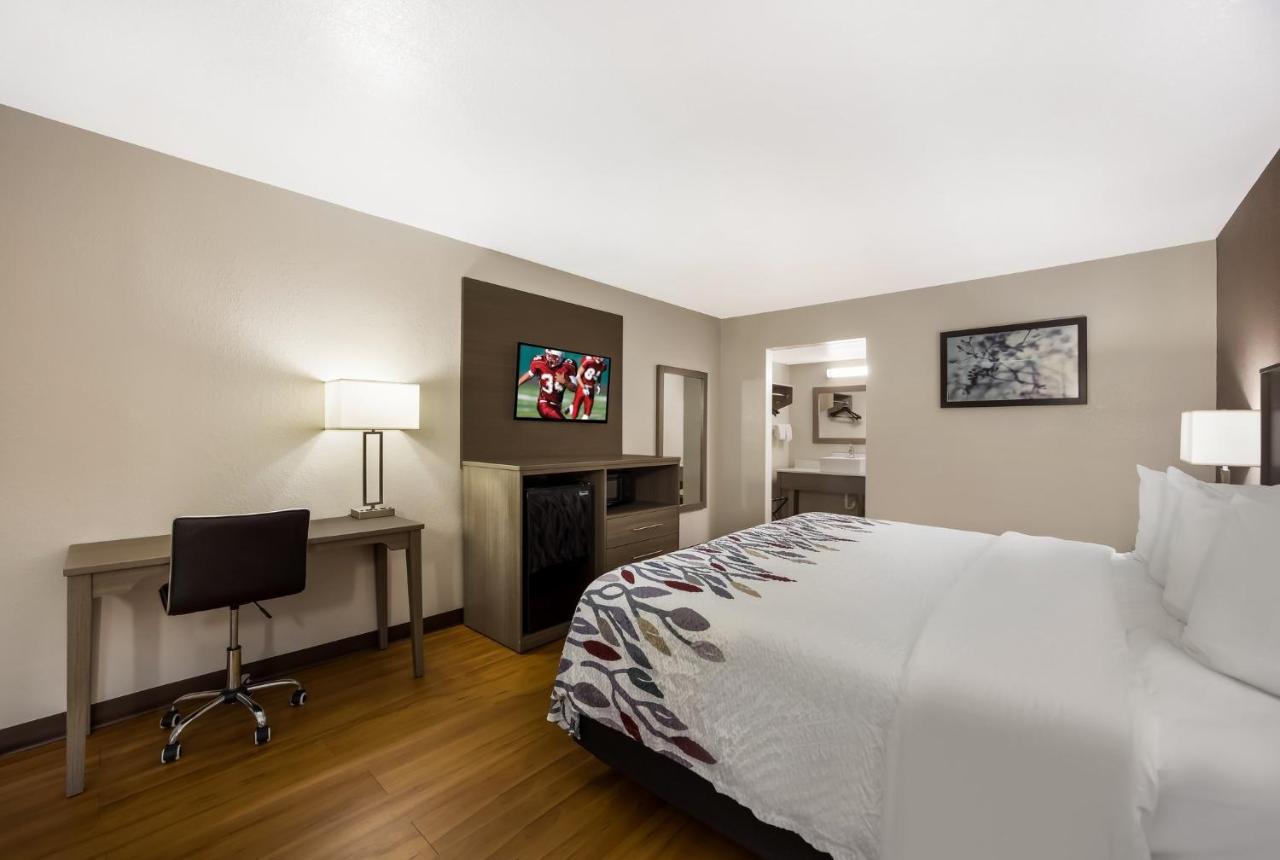 Red Roof Inn & Suites Томасвілл Екстер'єр фото